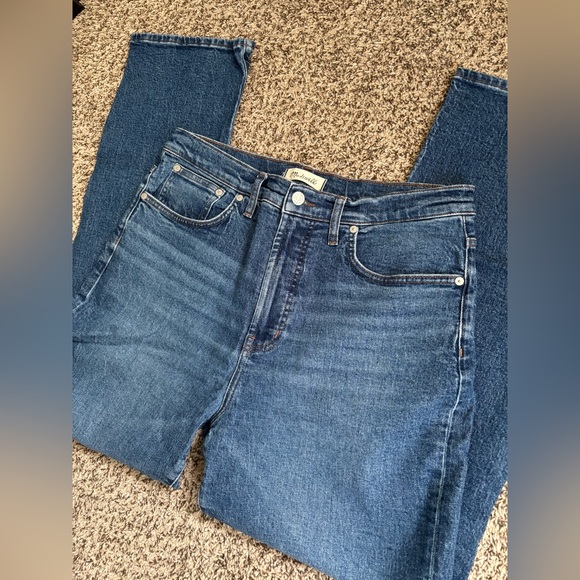 Madewell The 90’s Straight Jean in shade Barlow - Picture 5 of 8